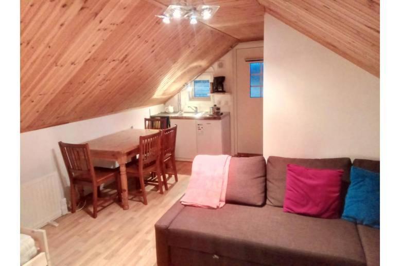 Laegenhet Pa Landet Apartment Торсби Екстериор снимка